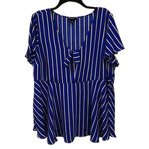 Torrid short sleeve top, Size 2